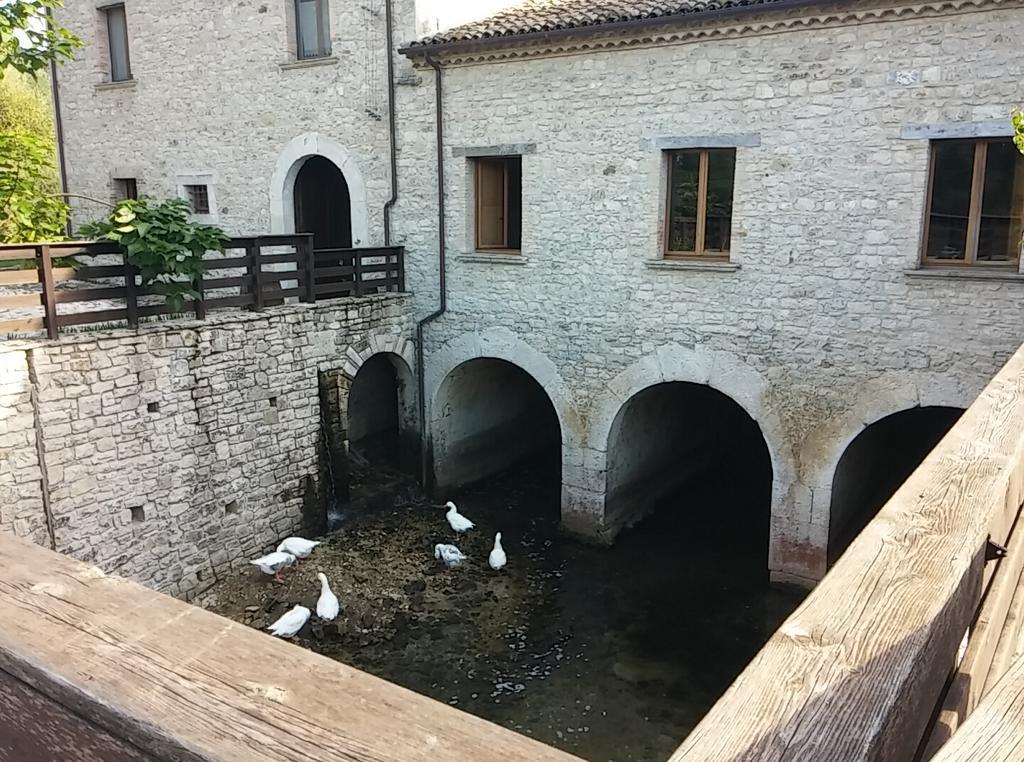 Albergo Diffuso La Piana Dei Mulini Colle d'Anchise Zewnętrze zdjęcie